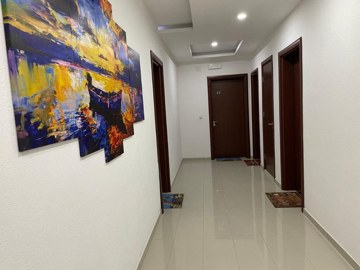 Apartments Lati Ulcinj Exterior photo